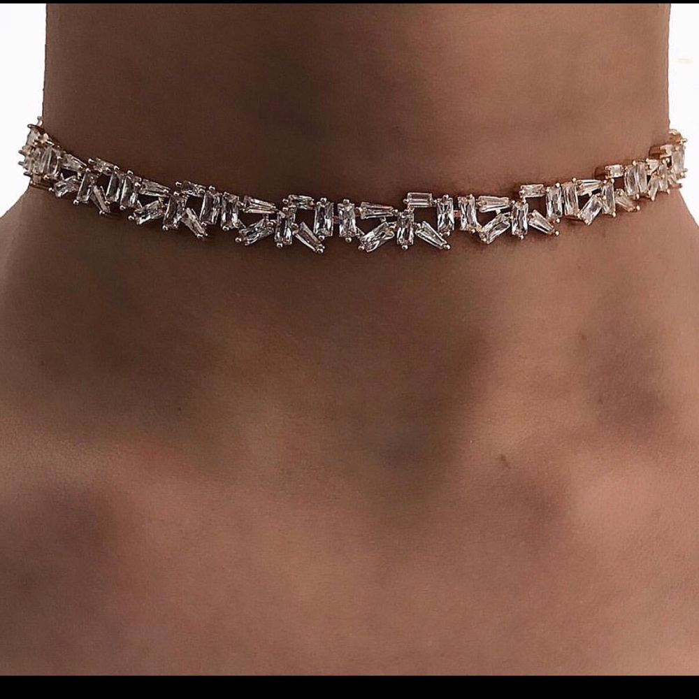 Baguette choker